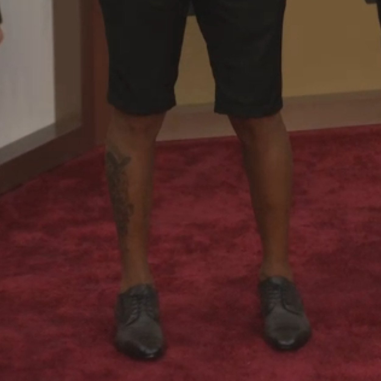 Who needs pants when you have shorts? #Oscars2014