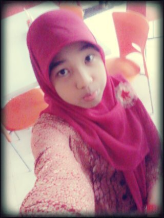 LizaAmeliaPrati's profile picture. 