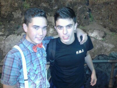 Estudiante, futbolero y aficionado al bodyboard