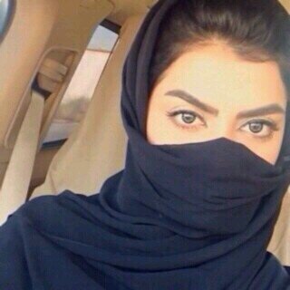 ‏‏‏‏‏كل م اسوي حساب بعد فتره يقفلوه مليييت هذا حسابي الثالث !! شيميله من جده ممحونه وآهاتي وعهري مختلفه غير عن كل البشر ..! جاده للجادين بشروطي فقط