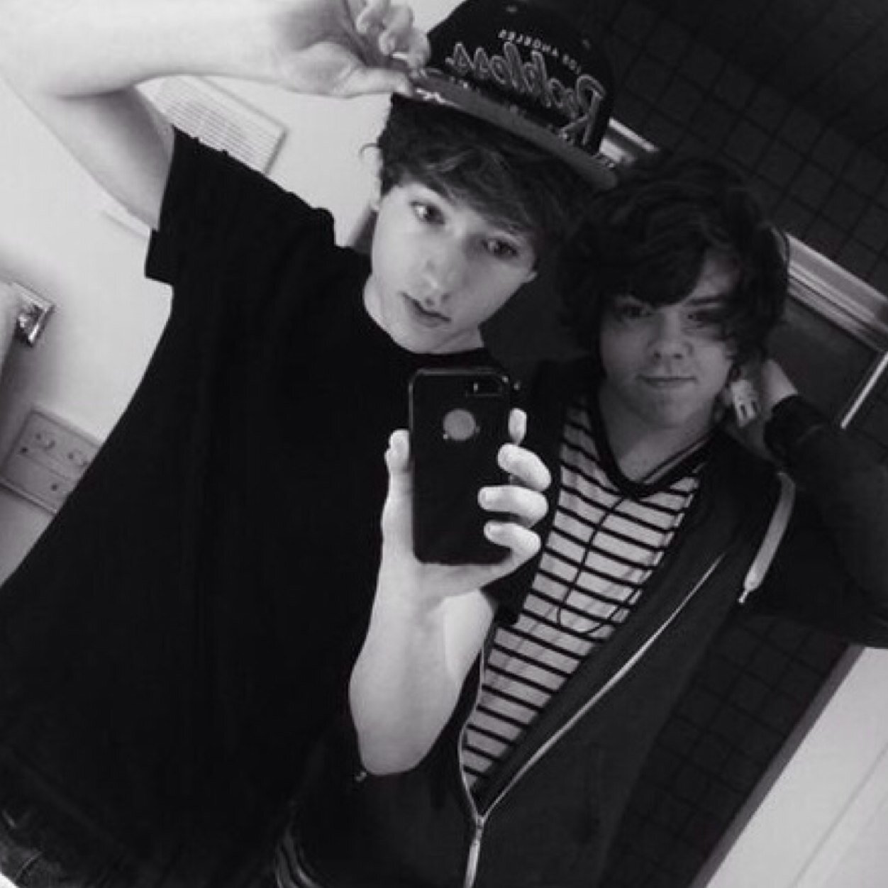 FutureMrsZimmer's profile picture. We Love And Support Exclamation Point❗ @epDannyEdge @epPaulZimmer #PointersForLife ❤ Members of Danny's Twerk Team! ✌️