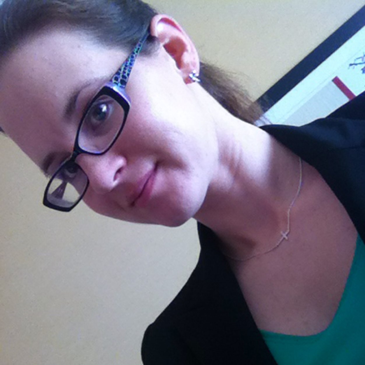 DiprivanDiva's profile picture. 