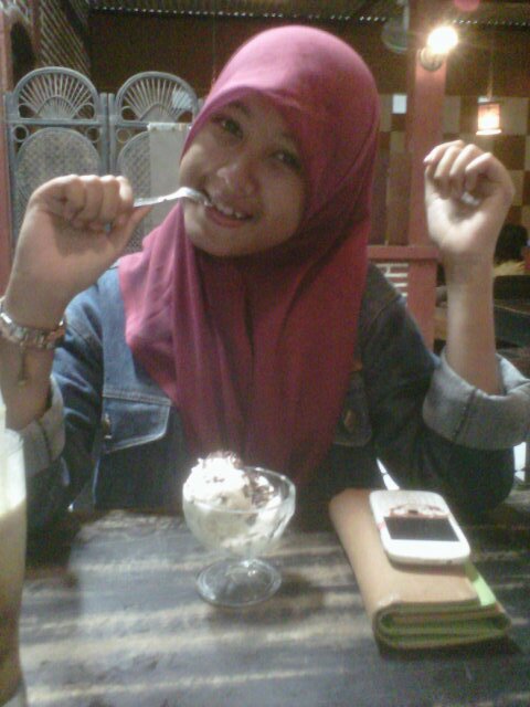 ILYSM @prakosaa_ (˘⌣˘)ε˘') •