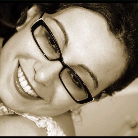 yelenatalk's profile picture. Harnessing the power of marketing to enhance life through health tech.   Yogini, teaching @activebayarea and @fitnesssf.  Smoothie maker extraordinaire.