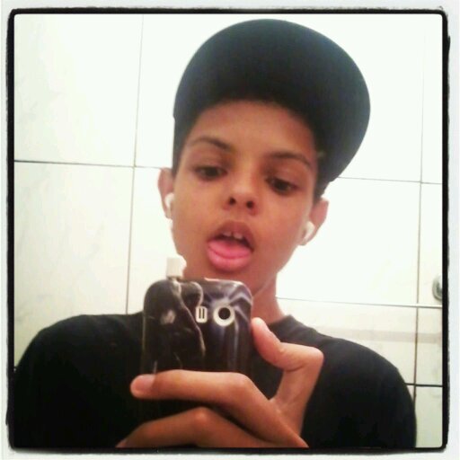 felipe_silvvaa's profile picture. http://t.co/YyC5vZIuP1