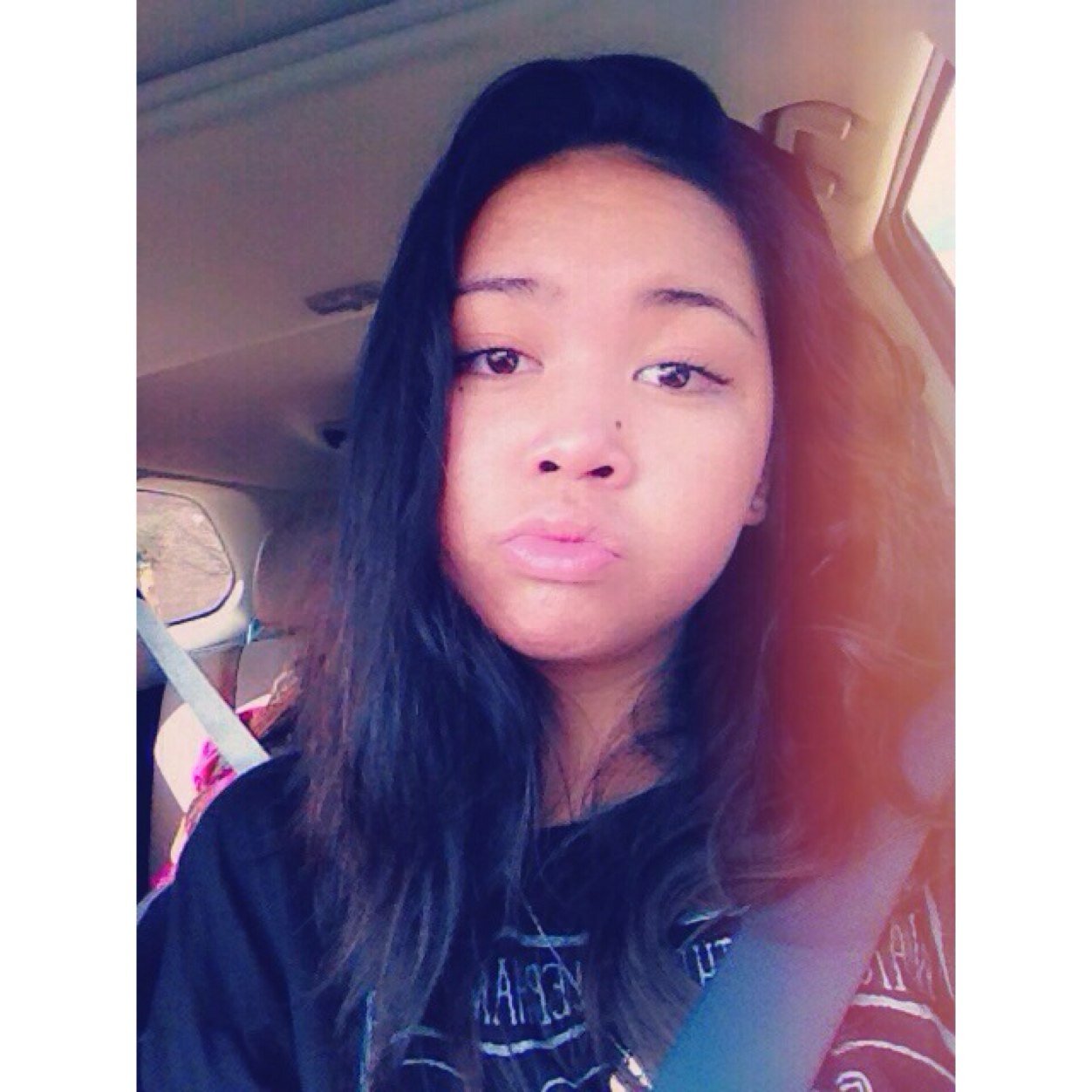 promote what you love rather than you bashing what you hate ❁
