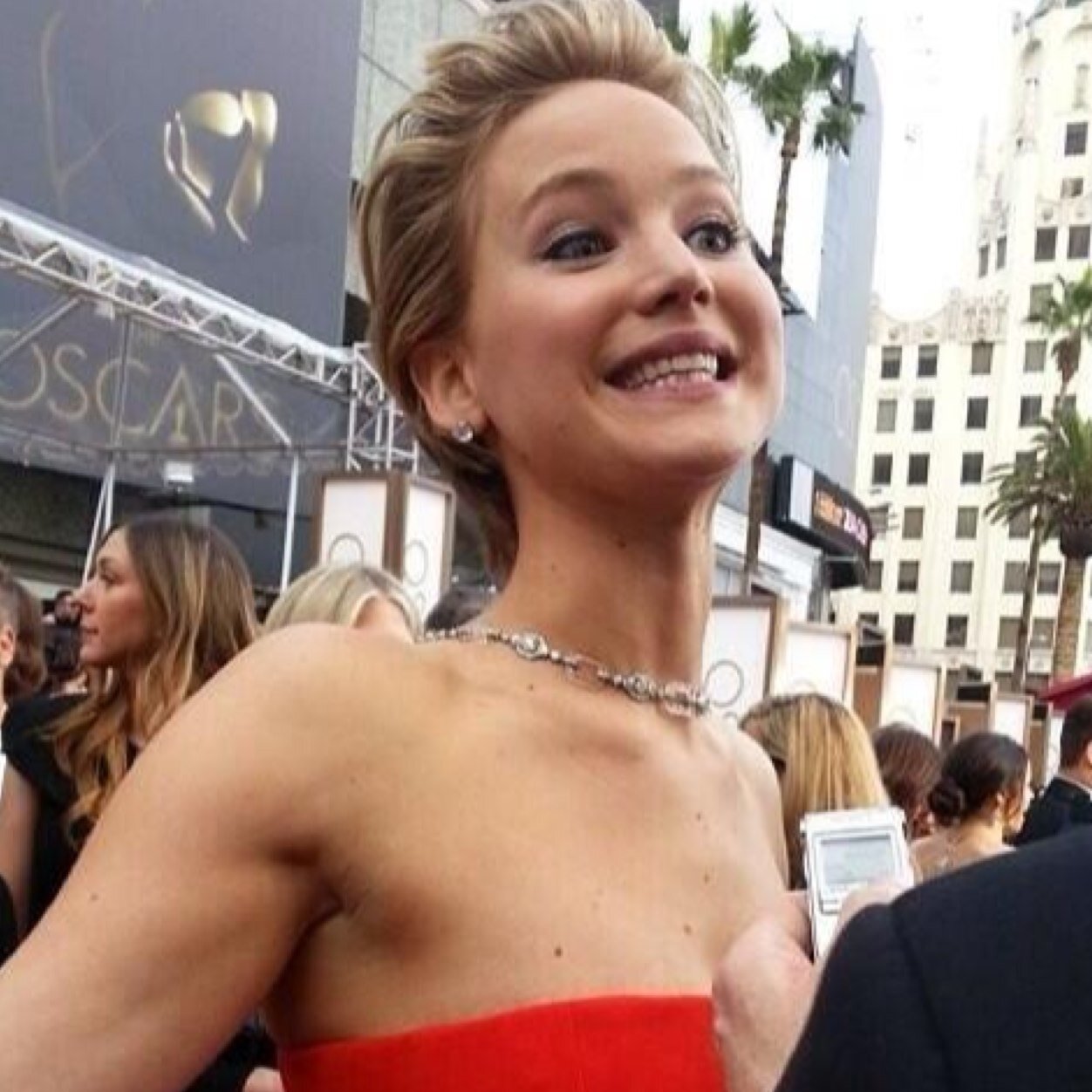 alldafandoms_'s profile picture. just another girl who loves fandoms and hates school