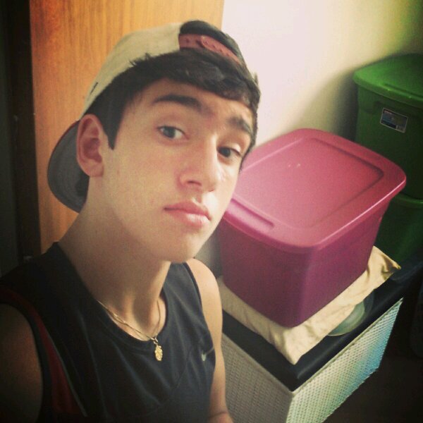 whats :953223006           snap:pietrogrilo13                     instagran:pietrogrilo13
