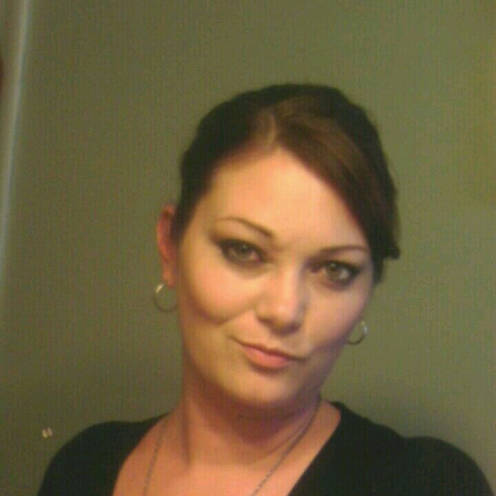 feeline0926's profile picture. 