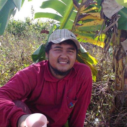 geo engineer | author | thinker | 
adventurer | the farmer | Bookworm |
father | researcher | love history | 😍