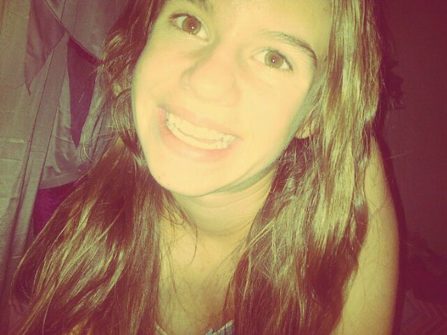 elzetdv's profile picture. Crazy animal person... Who loves to laugh and have fun..