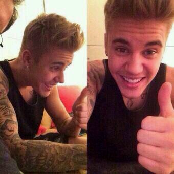 sou belieber..adoro o biba maconheiro e foda-se a sua opiniao q eu nao perguntei :))