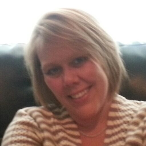 Librarian, reader, coffee lover, promoter of STEM for girls in STEM CLUB