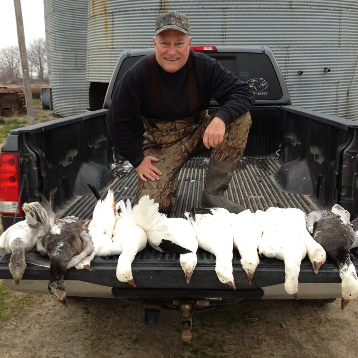 Oldocyoung's profile picture. 