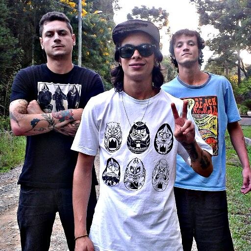 CANELA- RS
http://t.co/joFpEUxBcI curtam!!
HardCore sempre o/