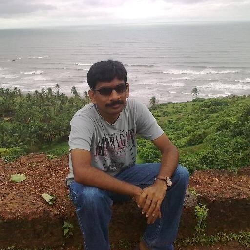 technical writer by profession, occasional blogger, avid novel reader