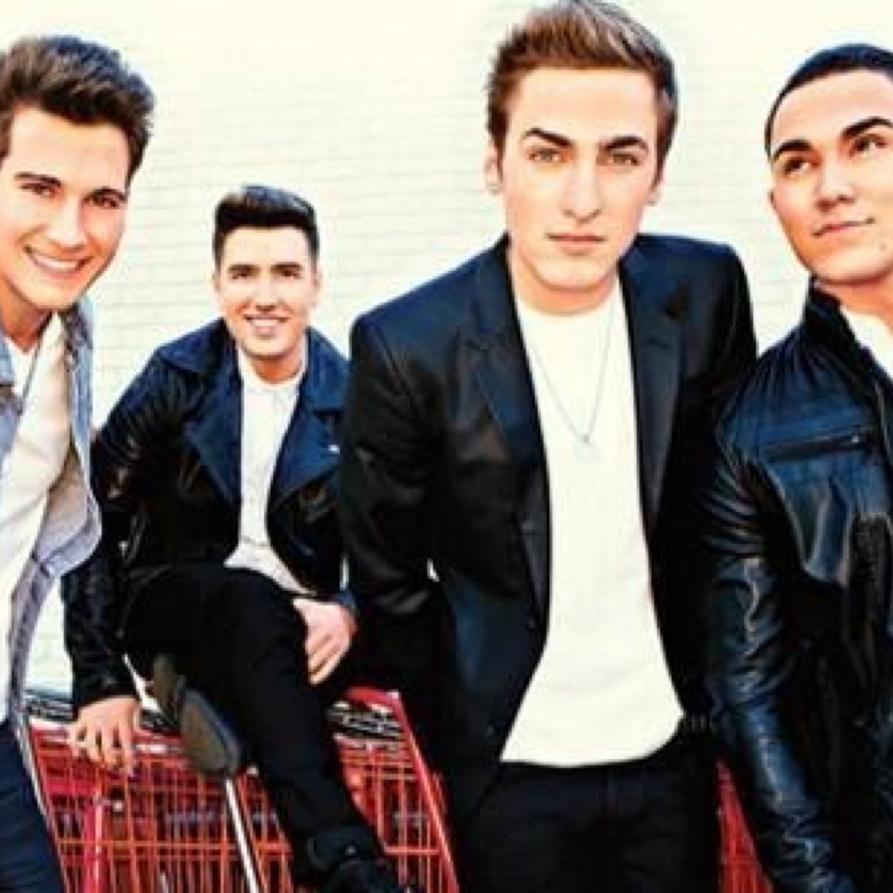 i love @bigtimerush ,i'm a true rusher ,i love kendall james logan and carlos :) i love music follow me
