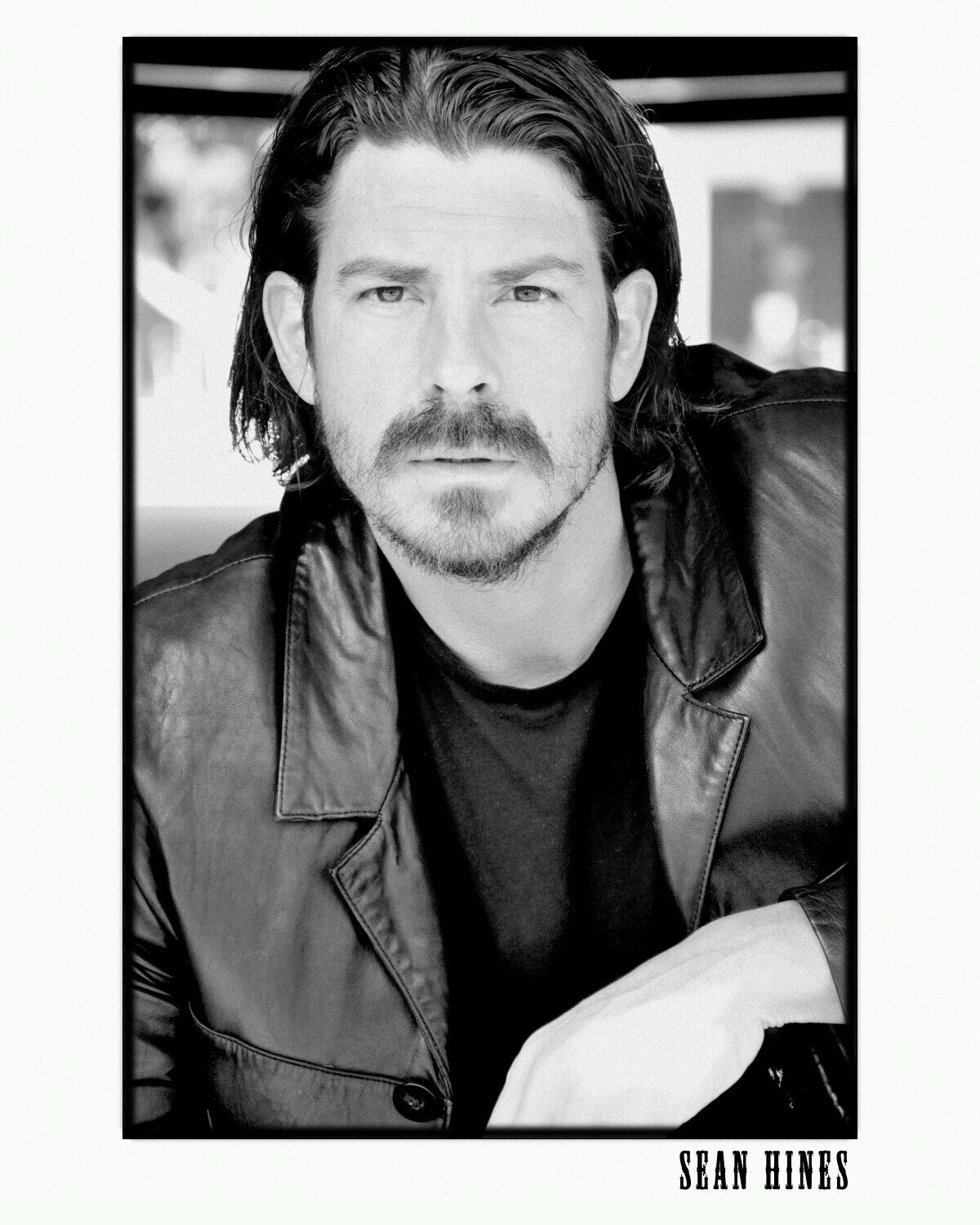 I am an Actor, Singer/Songwriter living in Beverly Hills, Ca
I specialize in Mixology having an admiration for Bourbons, Scotch, and the entire Amarro family