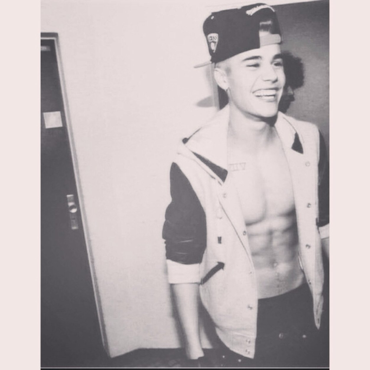 Forever a Belieber. 160 characters arent enough to say how much I love kidrauhl. here supporting Justin till the end.♥