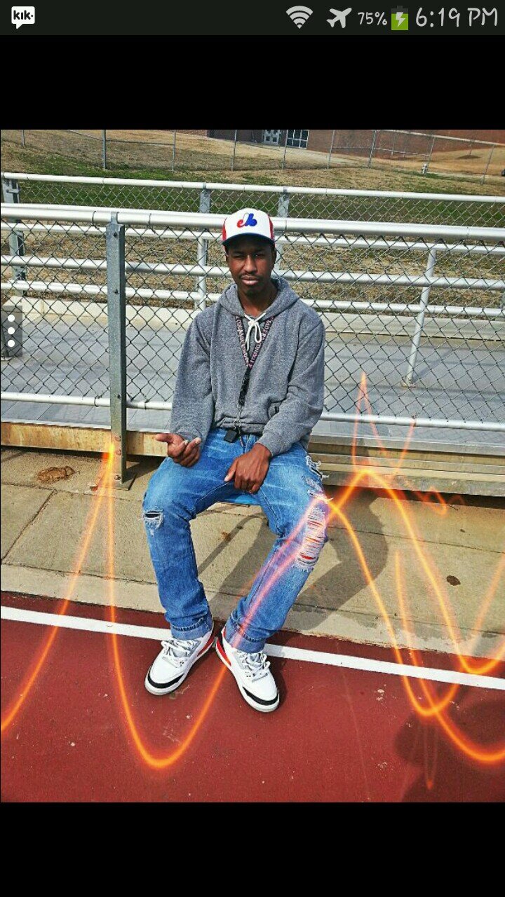 In god we trust  in thots we lust Ig: 2girls1quan kik: Callme__Quan