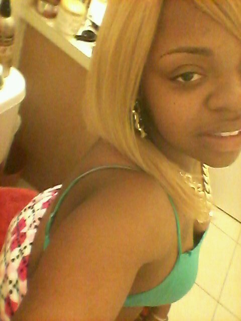 I love my son.... N will slap ah bitch silly bout my bby Sis juice or my bae China.. Follow me i follow bck Mwahh 3