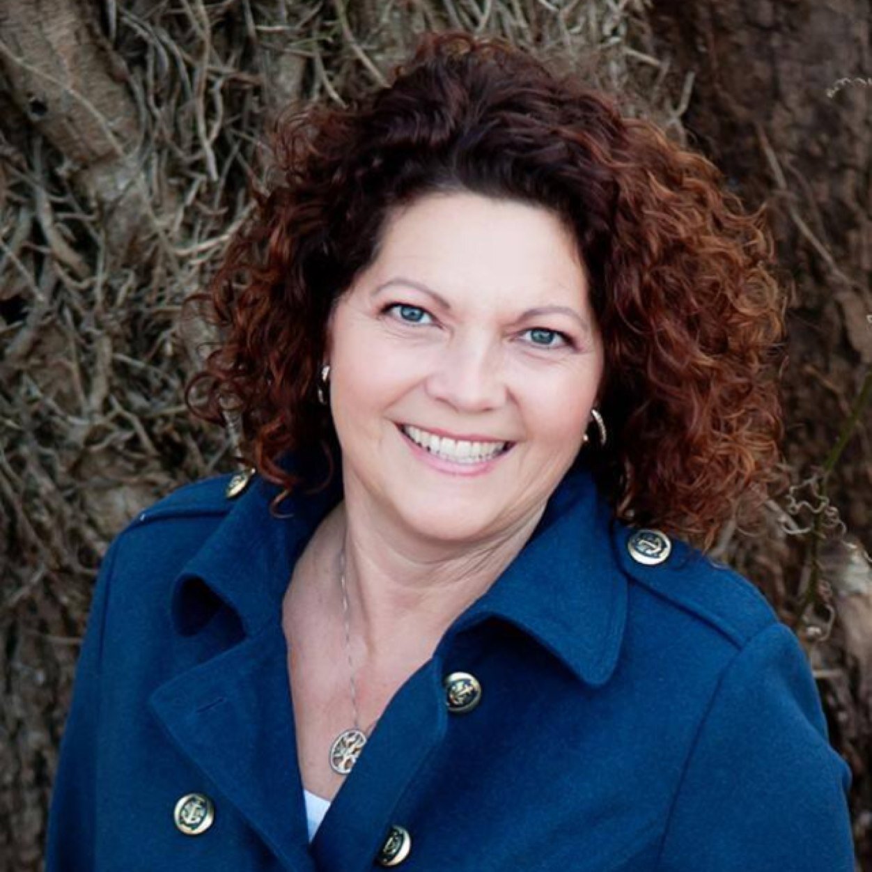 Ambassador with NYR Organic, mom to 4 teenagers, loves to cook, beach is my favorite place, loves all things organic