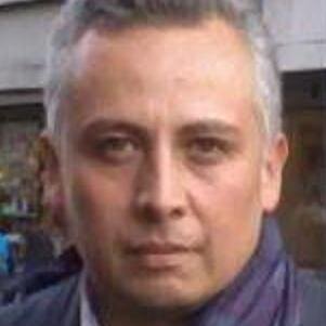 Promotor cultural, cantautor depresivo , poeta confesional,  toda la vida dedicado al arte la cultura y la noche...
Folk, trova, dark, Chillout.