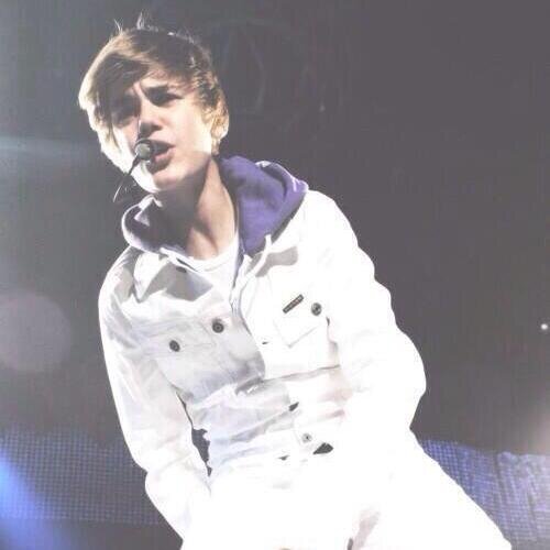idc what ppl say i'll always love justin♥