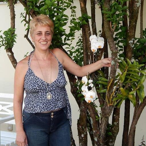amo a vida amigos,ser feliz duas filhas maravilhosas