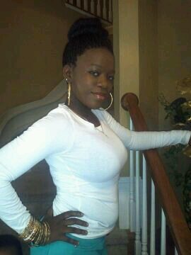 Mother of 1,, Student,, OWNER of Chokola Couture,, My Ambition is my Hustle $$$