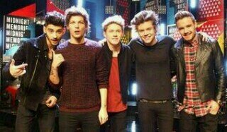 Don't look back, live your life. 5 chicos que cambiaron nuestras vidas. ~Dreams come true~ Proximo destino: WWAT.