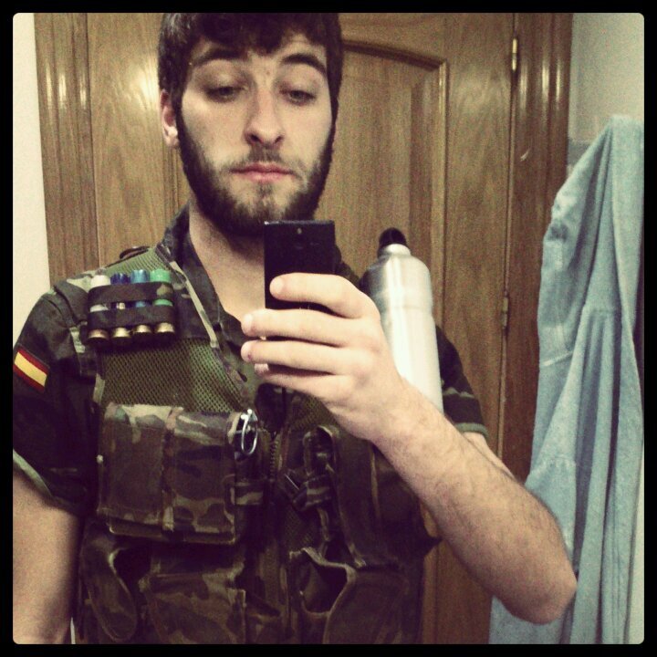 sergiogdyeah's profile picture. amante del mar de la fiesta de la musica y del buen rollito que esta conlleva...apasionado del deporte extremo y de la cerveza. todo al #19