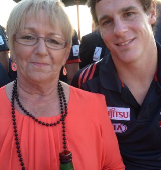 Bomber fanatic. Player sponsor . Member of EWN. Volunteer Relay for Life with the Cancer Council. Can,t live without my music. Cancer Survivor.