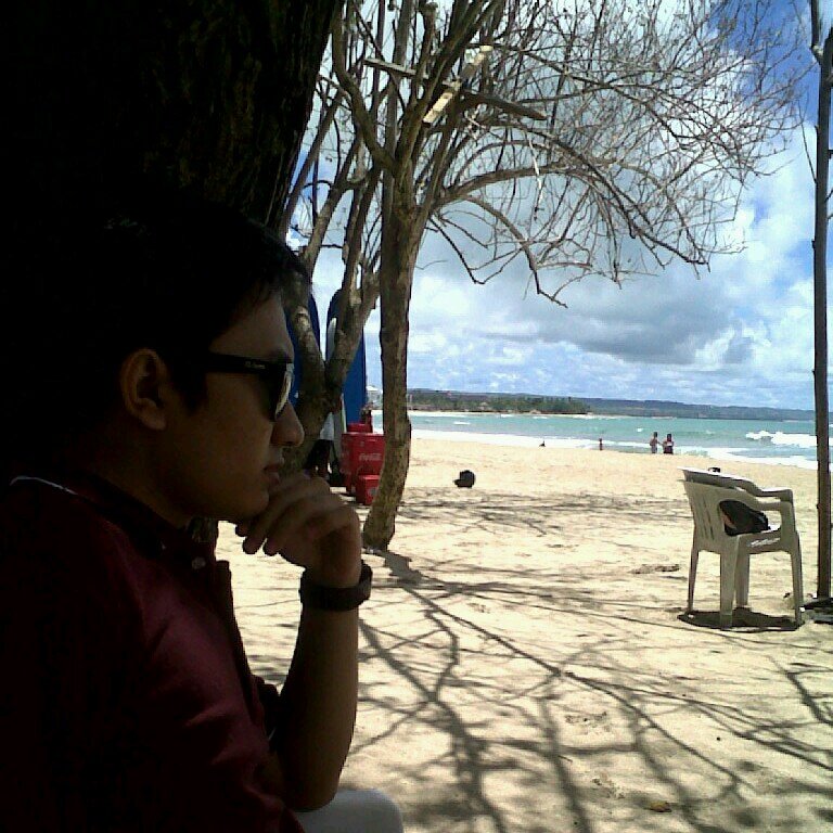 adityadiky's profile picture. Biasa aja,insyaallah mnjd luar biasa.