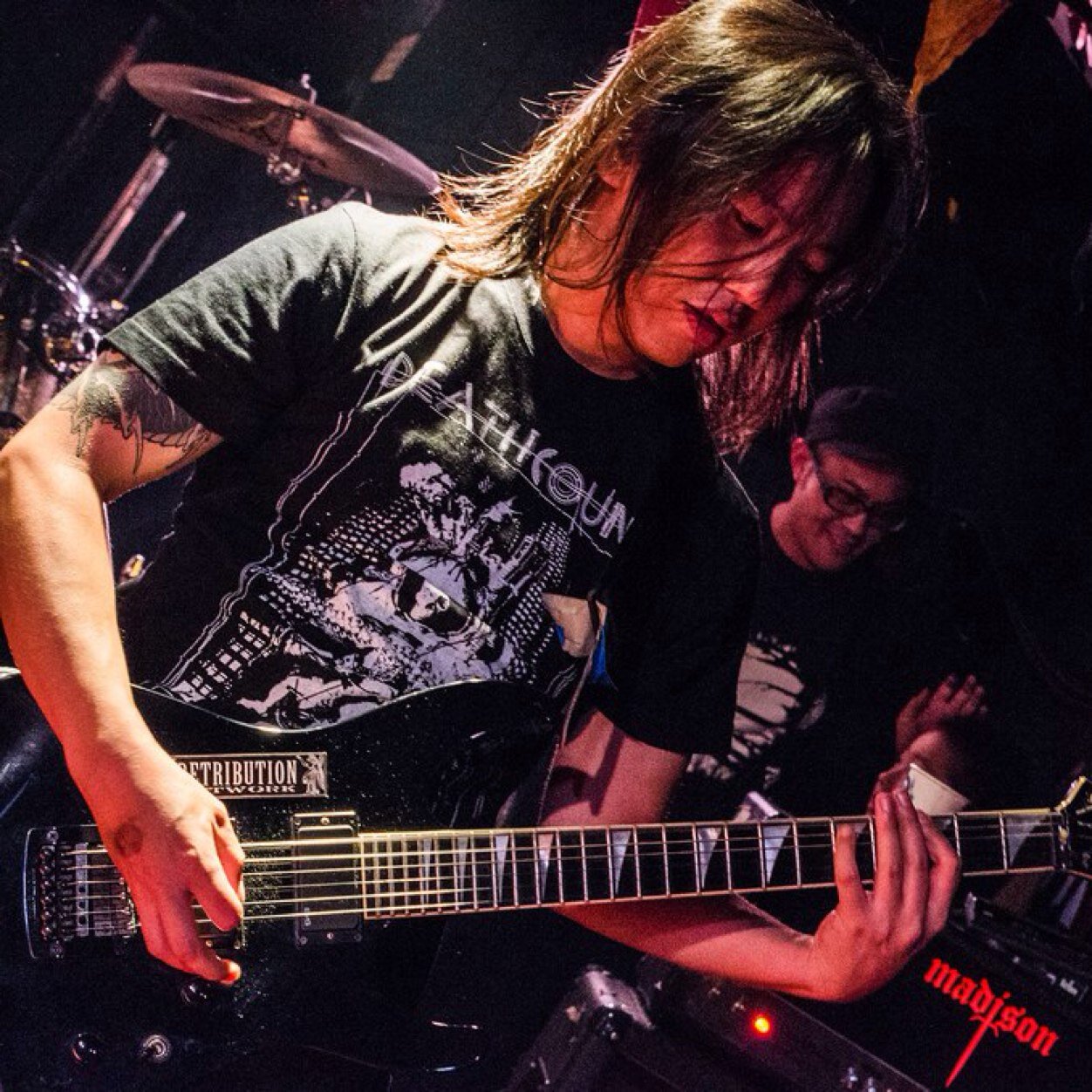 At One Stroke、Woundeepでギターを弾いてます あとDisconformityでベースをやります