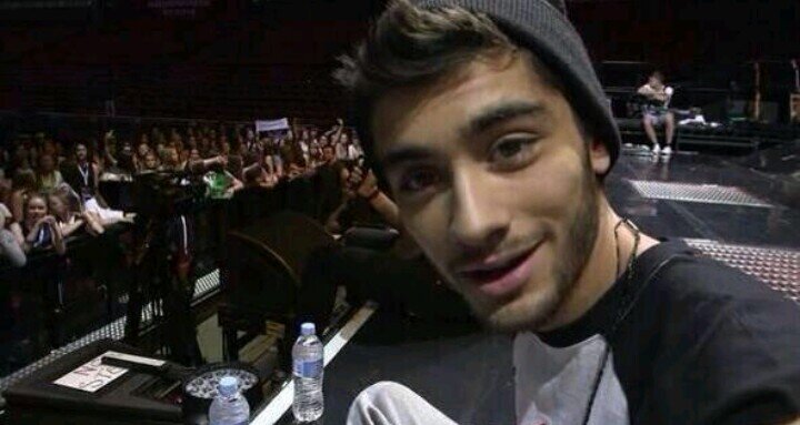 1DssUnicorn's profile picture. THIS IS A FREE FOLLOW. PLS FOLLOW @NinjaaZouis she's a lovely girl ♥