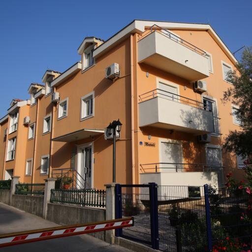 Luxury apartments officially categorized with four (4) stars (Twitter account managed by Nikola Ilic - @ilic86ME)