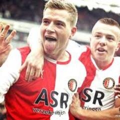 best friend and brother tim 3 #teamvliegtuig  ft lisanne 3 #frdiehardfan #ynwa friends and family are everything 3     insta: superjulia_swag