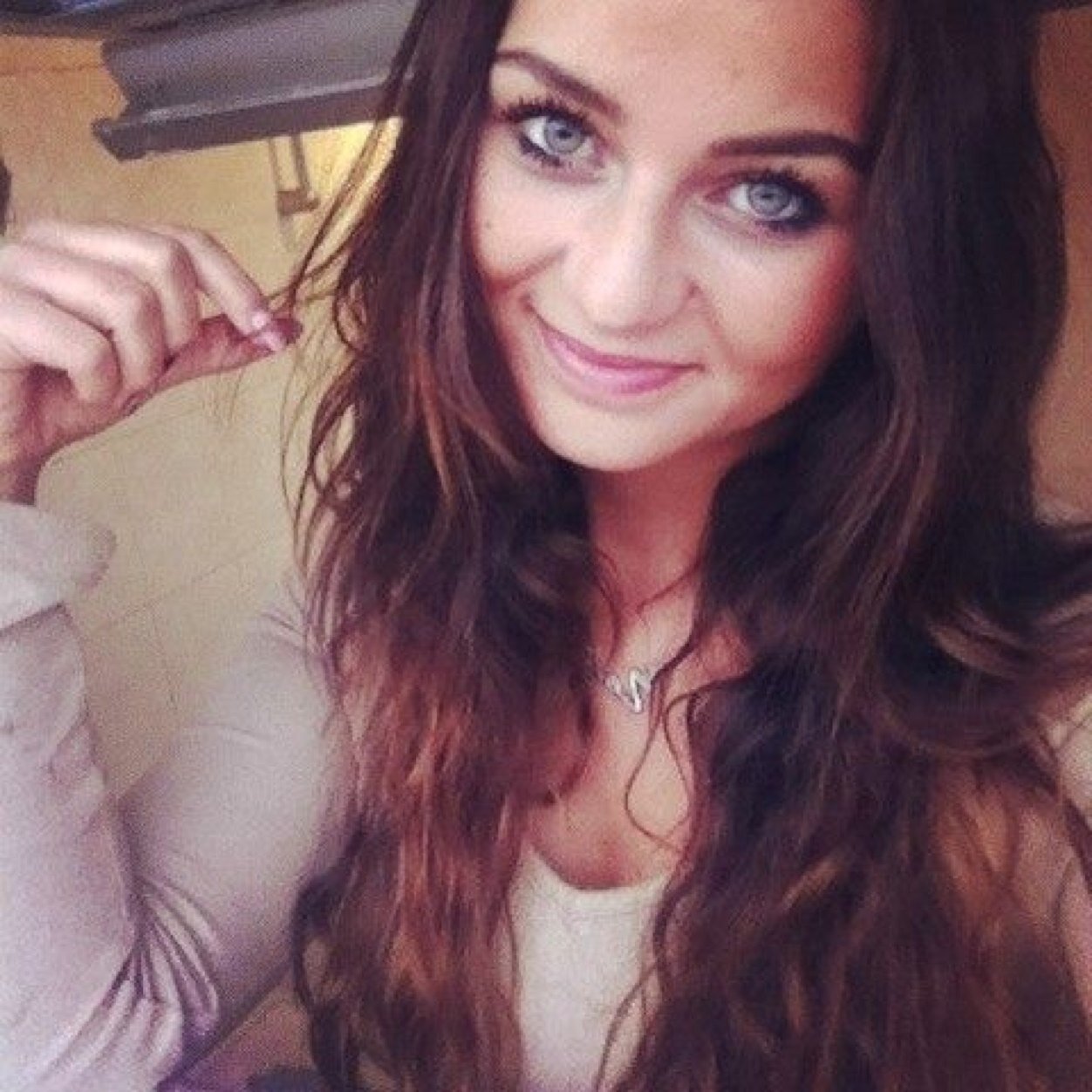 Zoé × 18 Ans BELGiUM