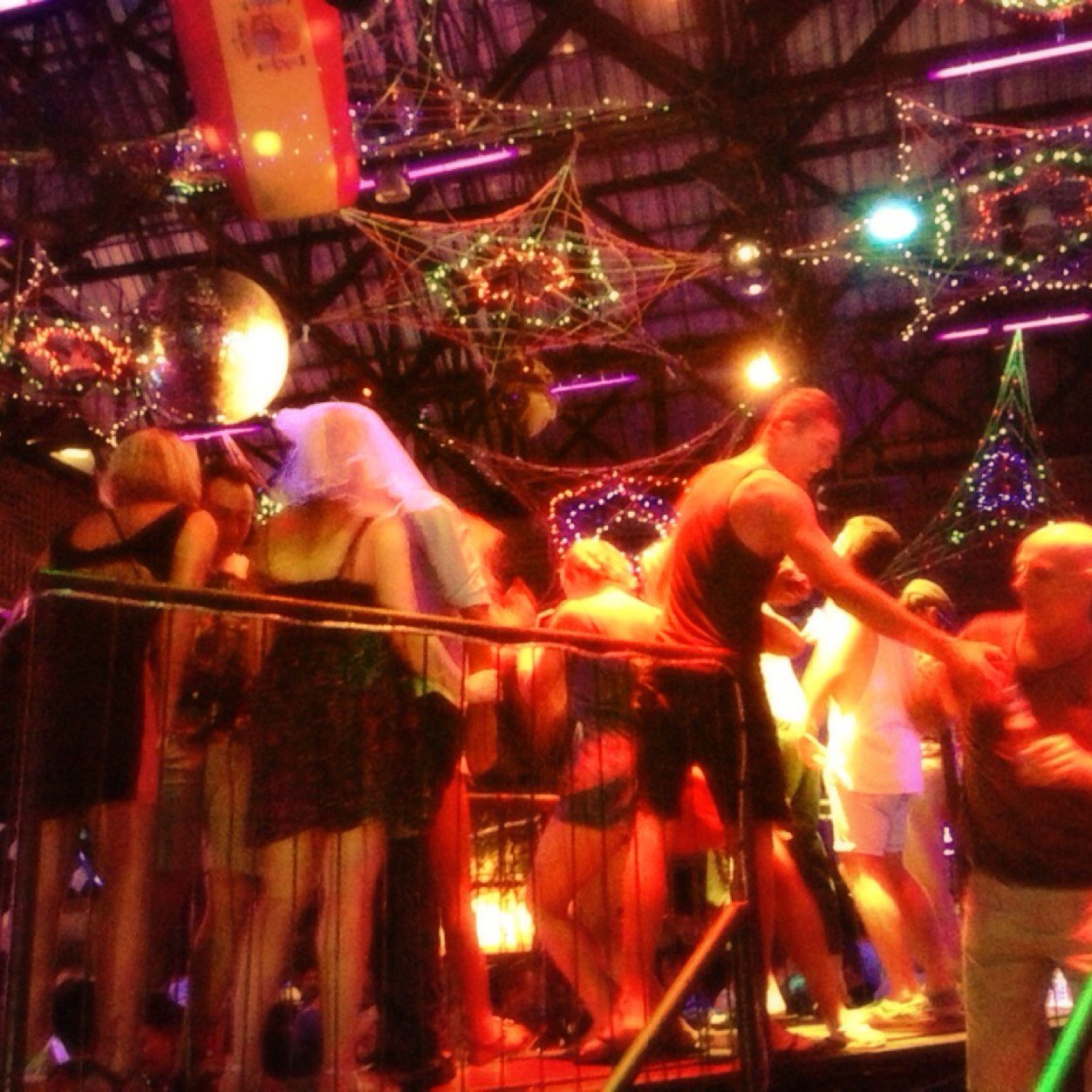 Ericaholic1's profile picture. Always in search for great new music.. Around the globe
Follow for the best songs world is yet to hear