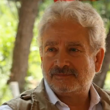 Sociólogo, antropólogo, explorador de México, analista de la mexicanidad y amante del buen tequila. Tengo mi programa en TV Azteca: El Nuevo México