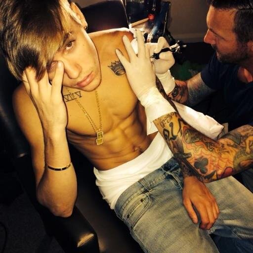 I love you justinn!!!!! *-*