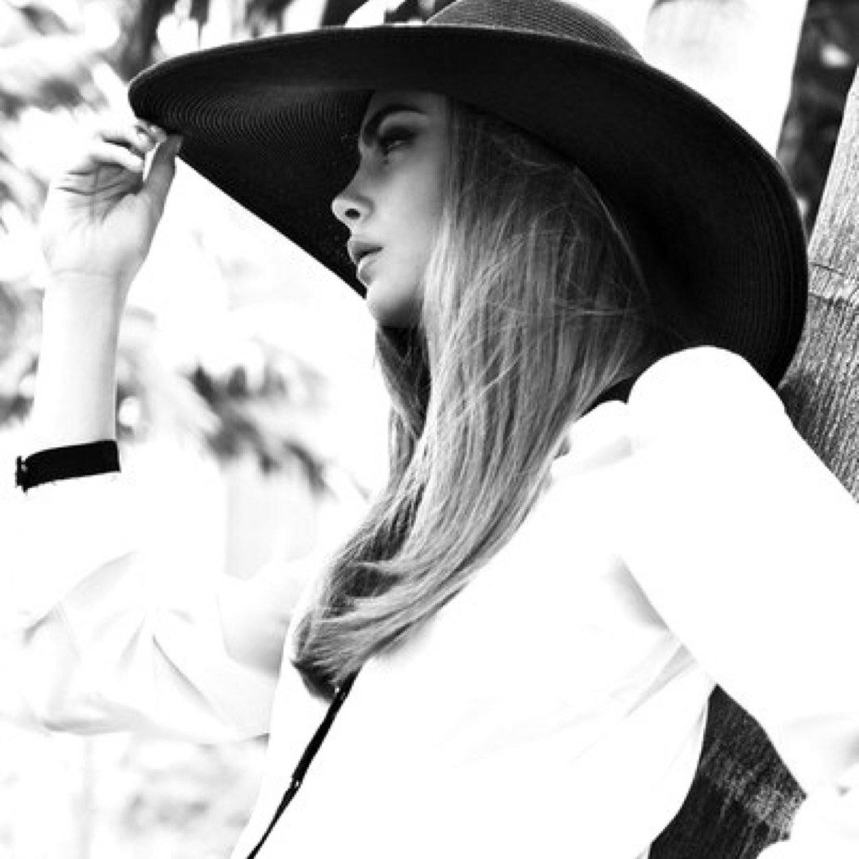 Hello, I'm MiMi A Huge Cara Delevingne Fan! I have a Cara fansite so Please, check it out! Please and thank you! xoxo