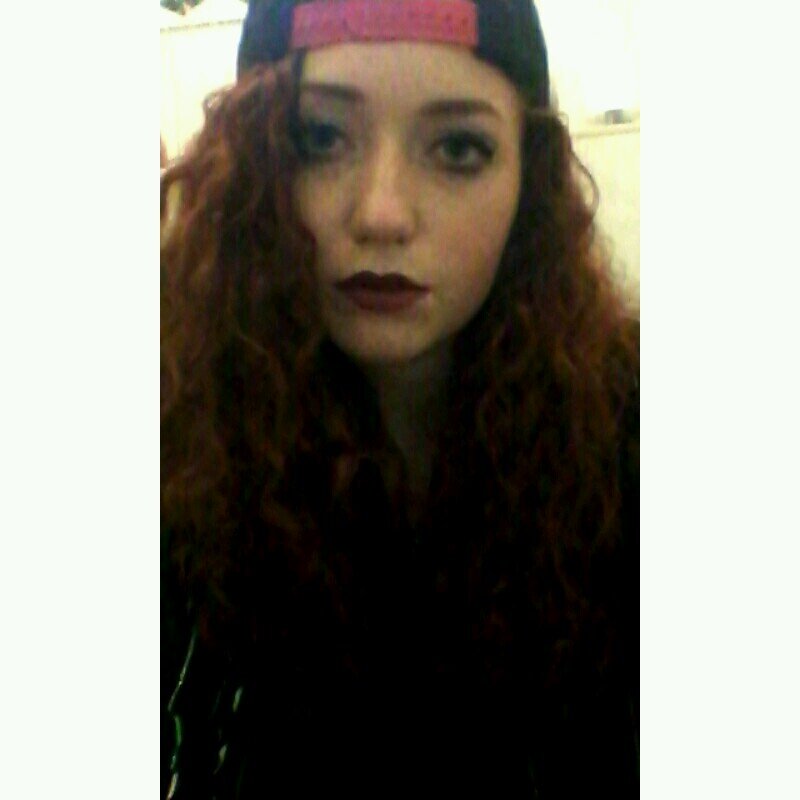 lisaknowsbesttt's profile picture. /  @Eminem