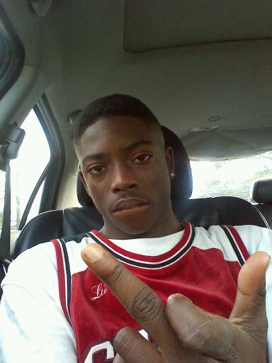 Island Nigga who keep his shit 300 hunnit
