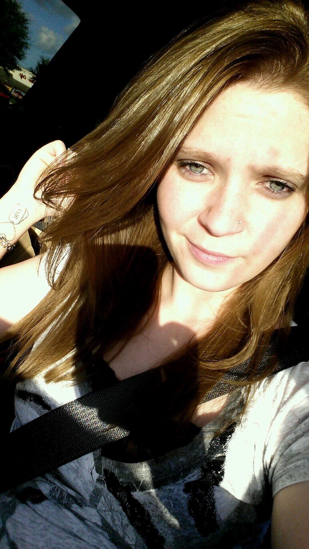 ashleyyyy08's profile picture. 