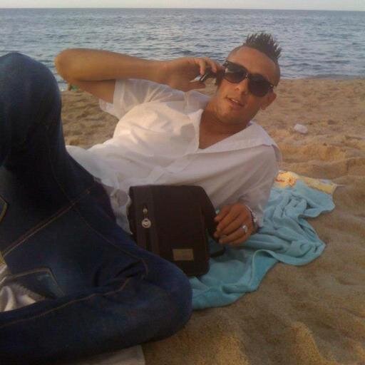 skandarkoki's profile picture. I am a professional player in football in Algeria..
my facebook is .....https://t.co/HEqJYKVb4u.