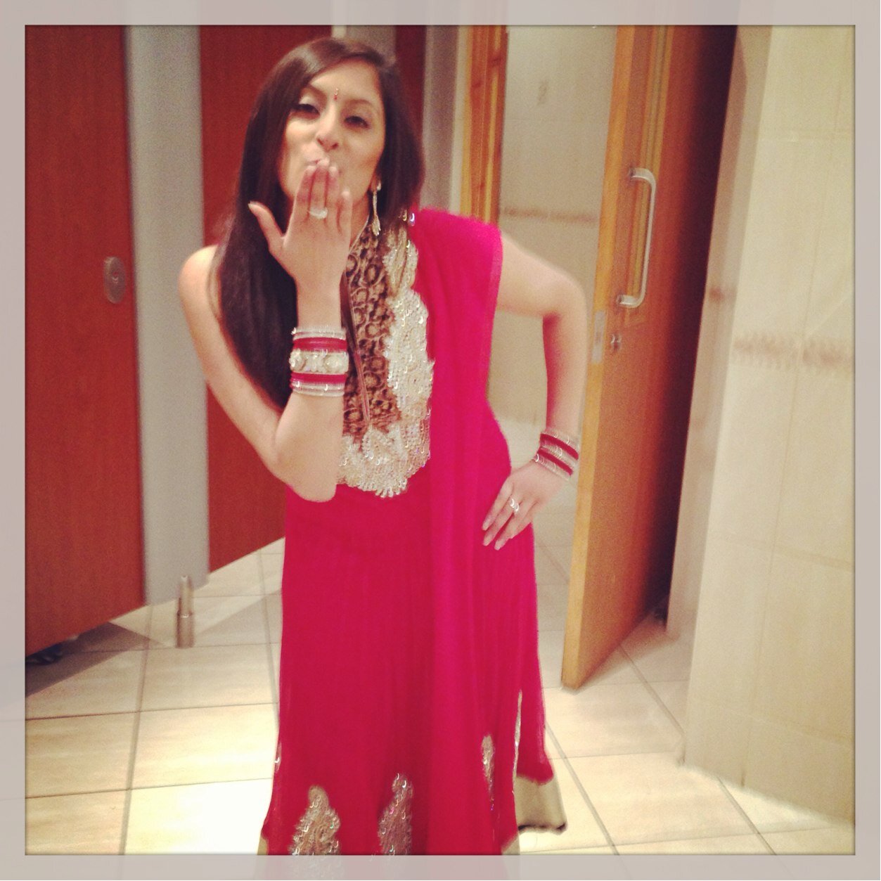 Qualified Physiotherapist... And no i don't just give massages... On Instagram @jyotikeval