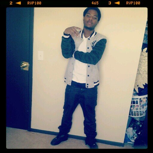 Song Writer/Rapper/Rap/563 Looking For Collabs And The Road To Riches .. Check Me Out https://t.co/iF3ZLXbGx1
