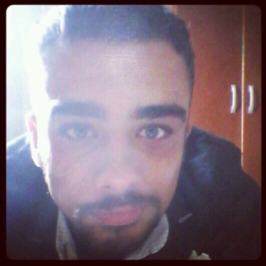 DeathEatersHere's profile picture. não quero descrever o que os outros olhos podem ver. Prazer (: